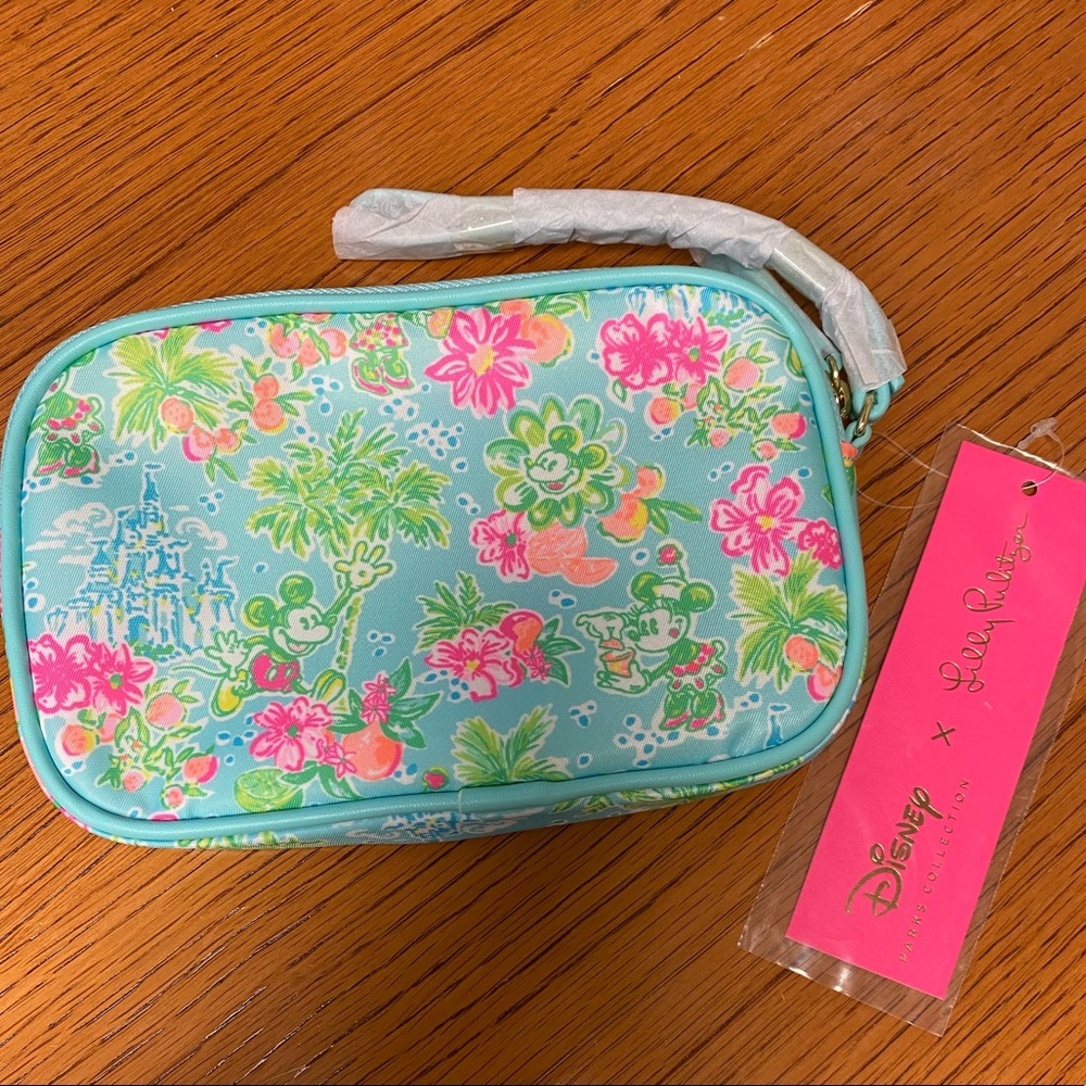 NWT Disney x Lilly Pulitzer Wristlet